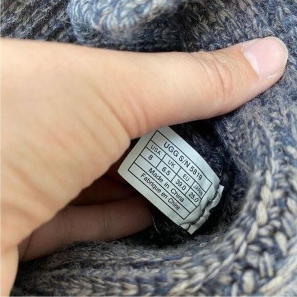 UGG Australia Gray Knit fold over tall Boots - Picture 9 of 9